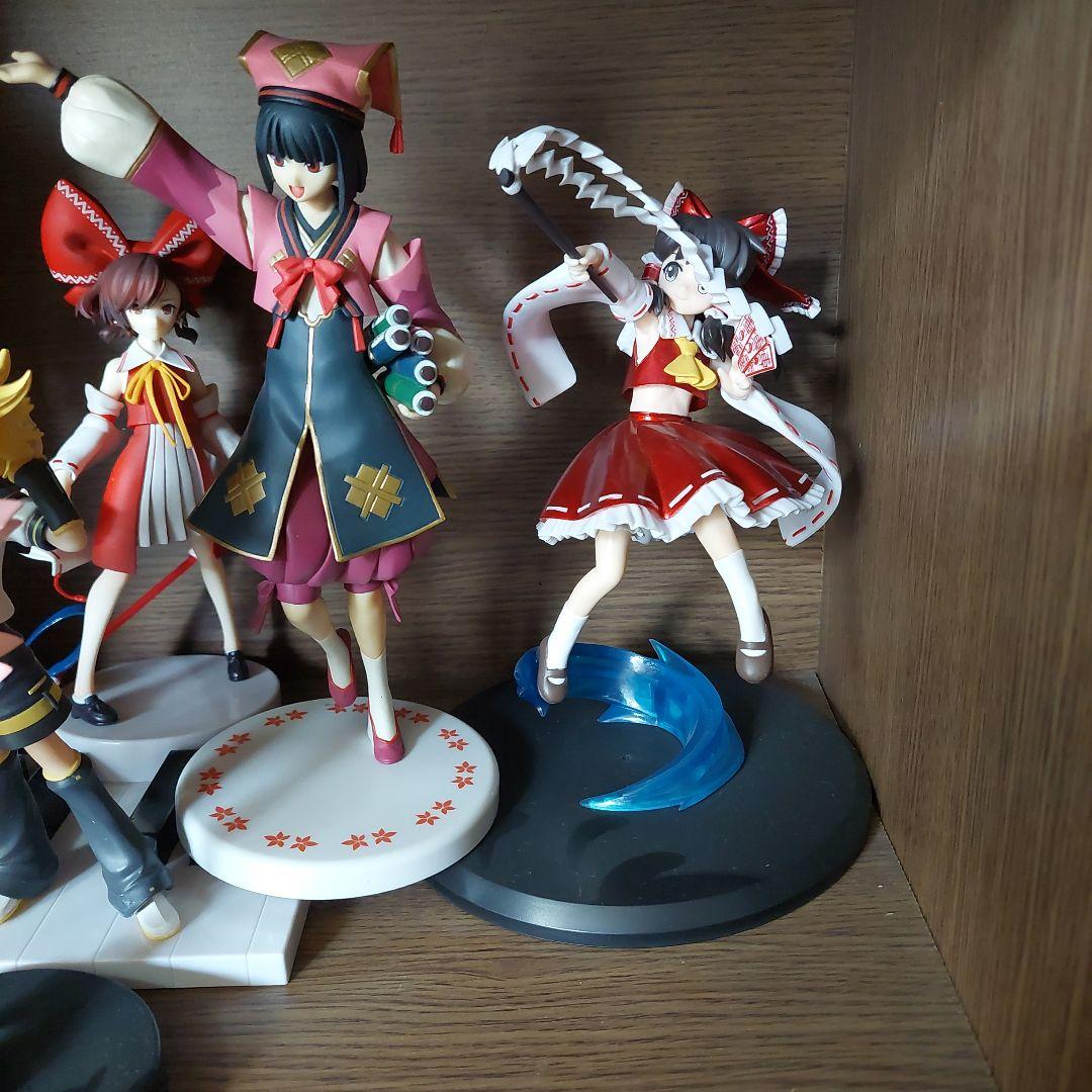 ワンピース　　初音ミク　ドラゴンボール　ハンターハンター　ガルパン　まとめ売り