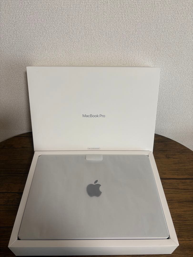 MacBookPro 14インチ M4 16GB/SSD512GB 整備済製品