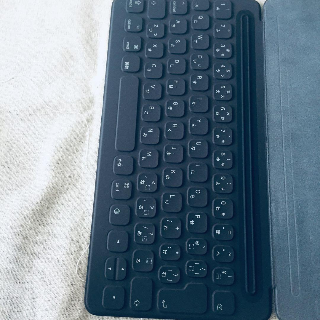 箱付き Apple Smart Keyboard A1829 MPTL2J/A