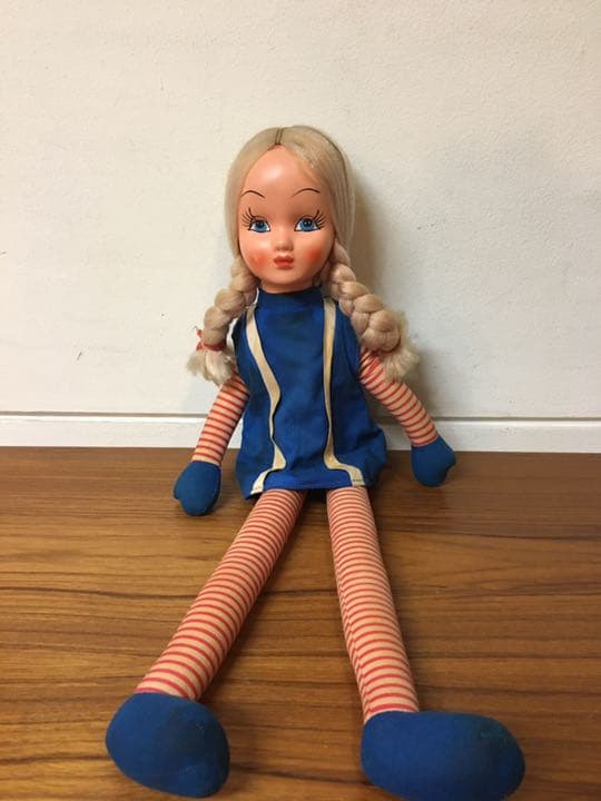 DOLL 人形　ビンテージ  コレクターズ　アイテム　ロンドン　ENGLAND