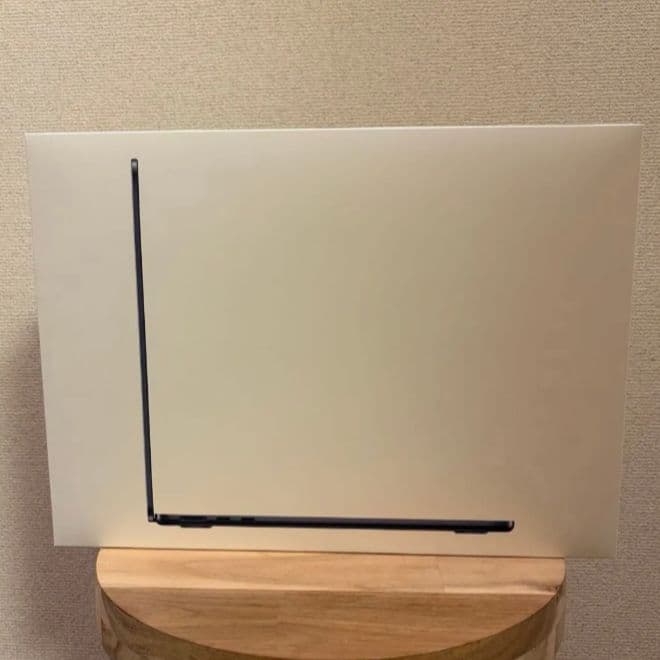 新品　未開封　最新　MacBook Air M4 ミッドナイト