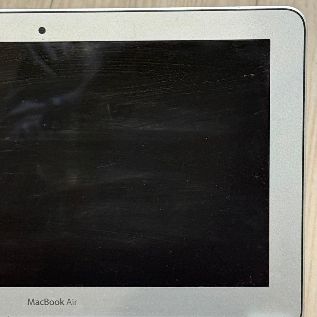 【中古】アップル MacBook Air 本体 シルバー A1465 11インチ