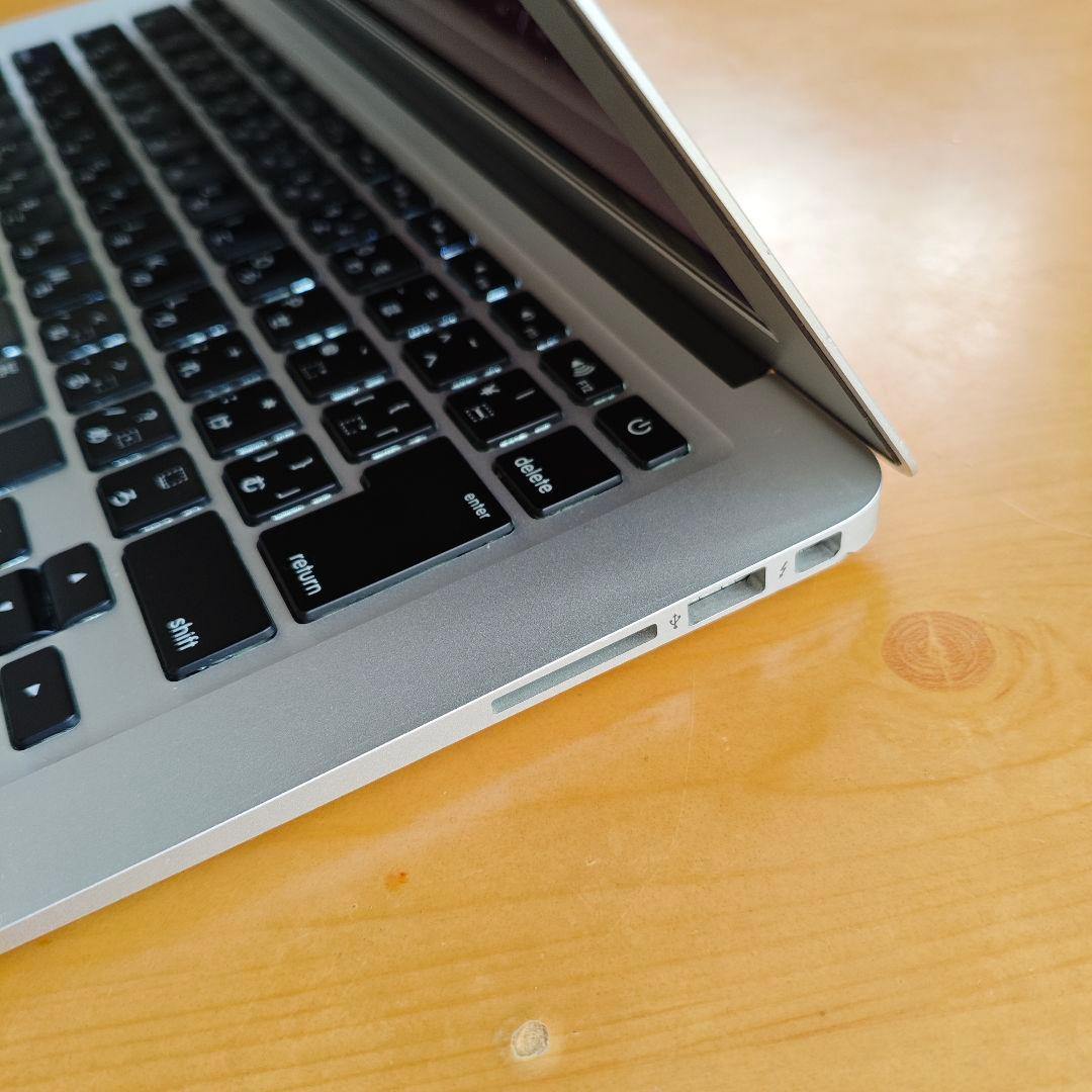 【完動品】Macbook Air 13インチ i5 8G バッテリー正常