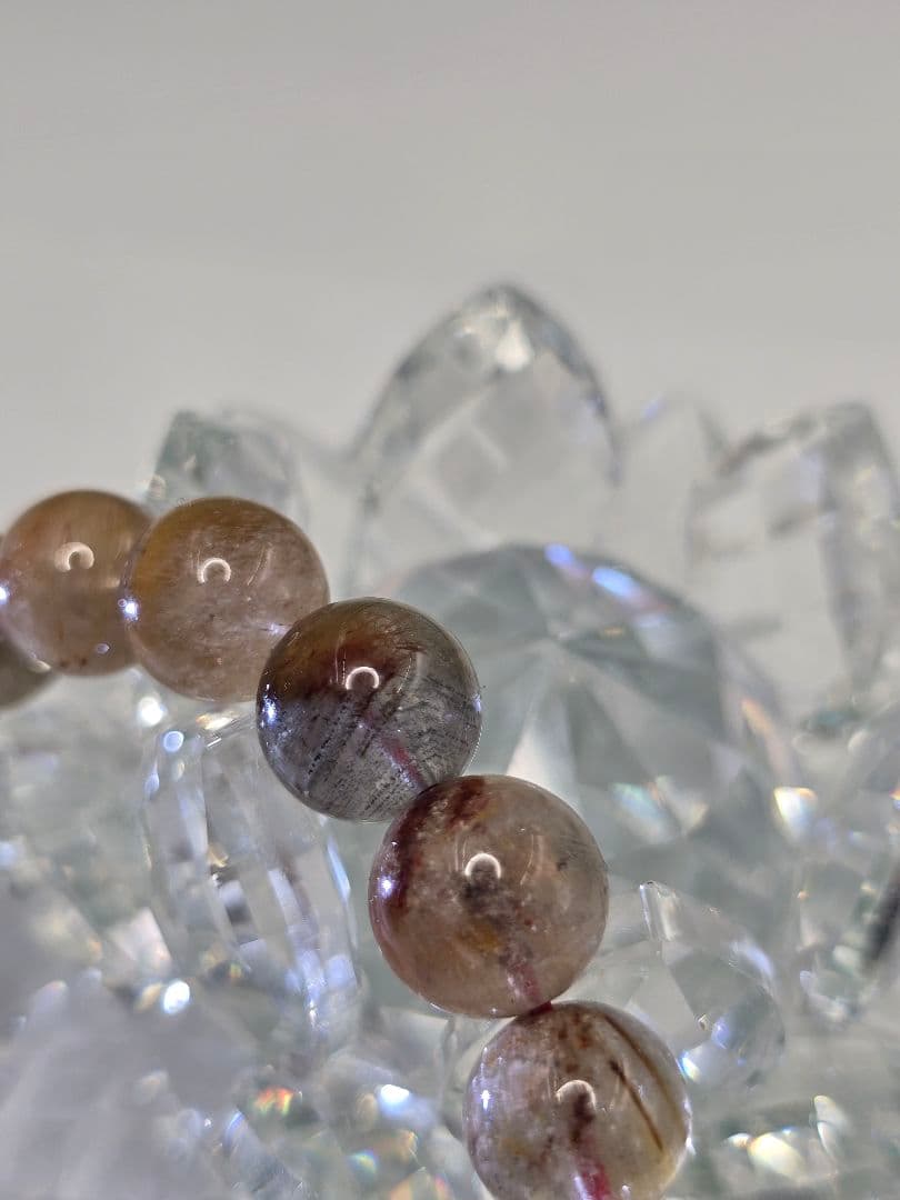 約11.2㍉サゲニティッククォーツブレス＆替えゴム＆ポーチ＆さざれ石(希望者