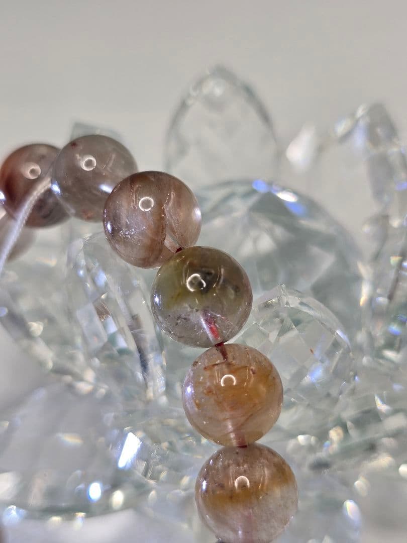 約11.2㍉サゲニティッククォーツブレス＆替えゴム＆ポーチ＆さざれ石(希望者