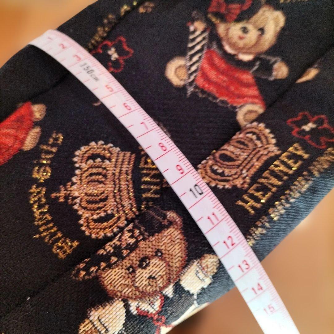 クマの刺繍トートバッグ