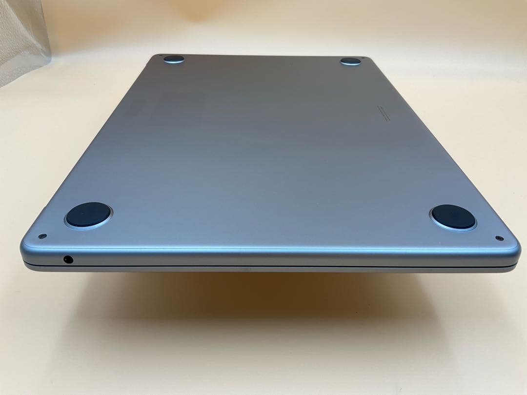 【超美品】Macbook Air 2022 M2 16GB/500GB