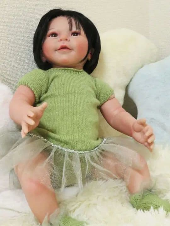 [ 新品 ] 黒髪リボーンドール
