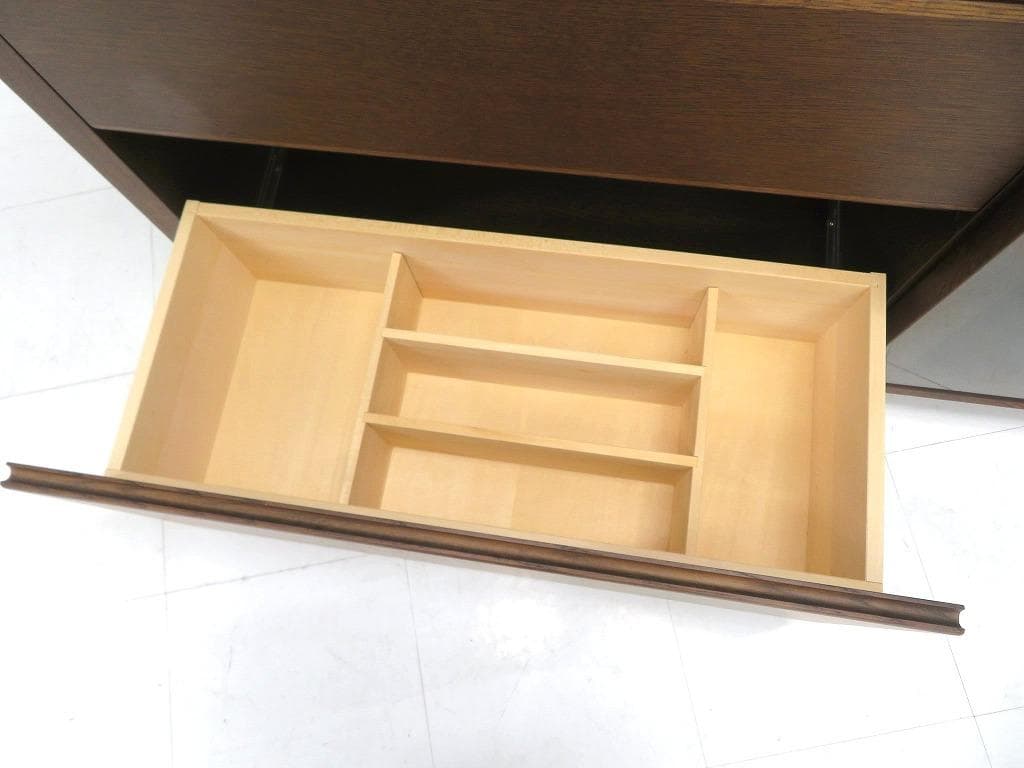 展示品　カリモク　オーク材　サイドボード　ガラス扉　収納　キャビネット