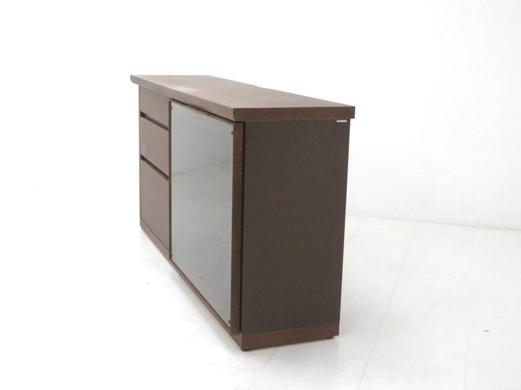 展示品　カリモク　オーク材　サイドボード　ガラス扉　収納　キャビネット