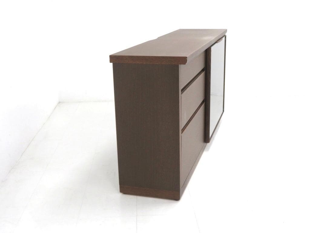 展示品　カリモク　オーク材　サイドボード　ガラス扉　収納　キャビネット