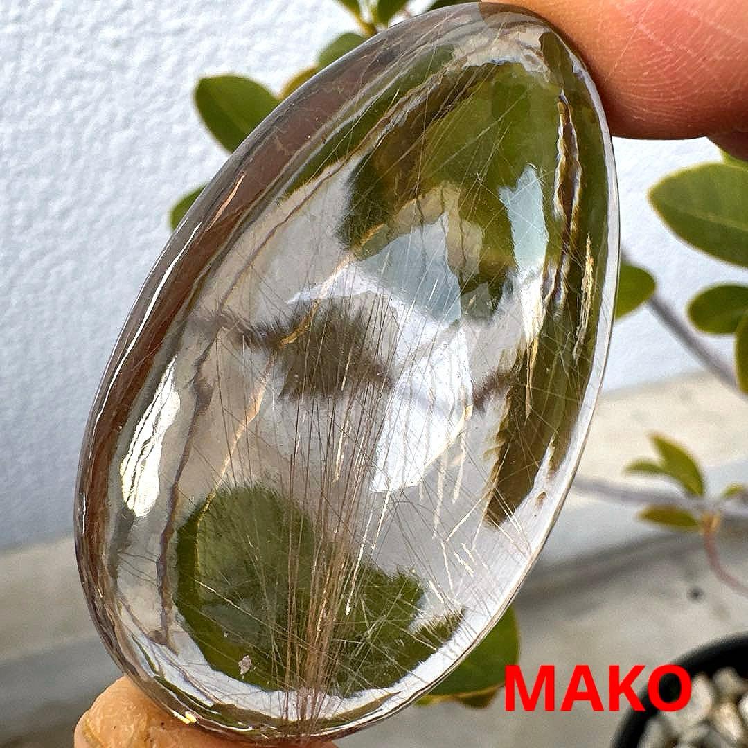 M1947☆ゴールドルチルクォーツ原石43g☆天然石　原石☆N60207