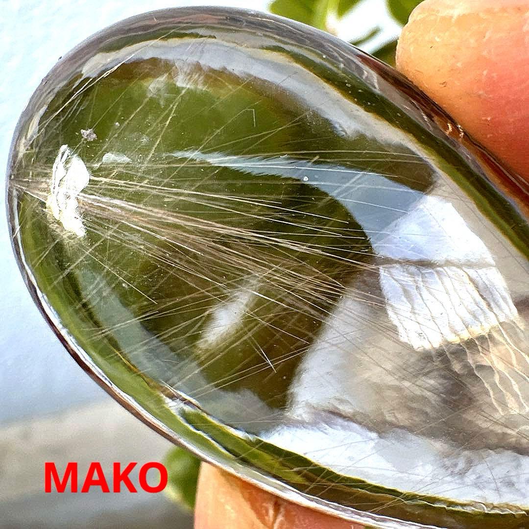 M1947☆ゴールドルチルクォーツ原石43g☆天然石　原石☆N60207