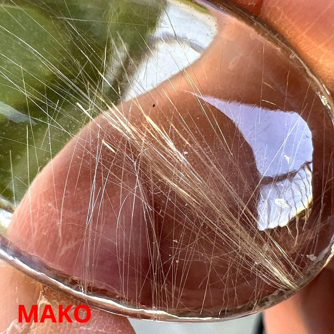 M1947☆ゴールドルチルクォーツ原石43g☆天然石　原石☆N60207