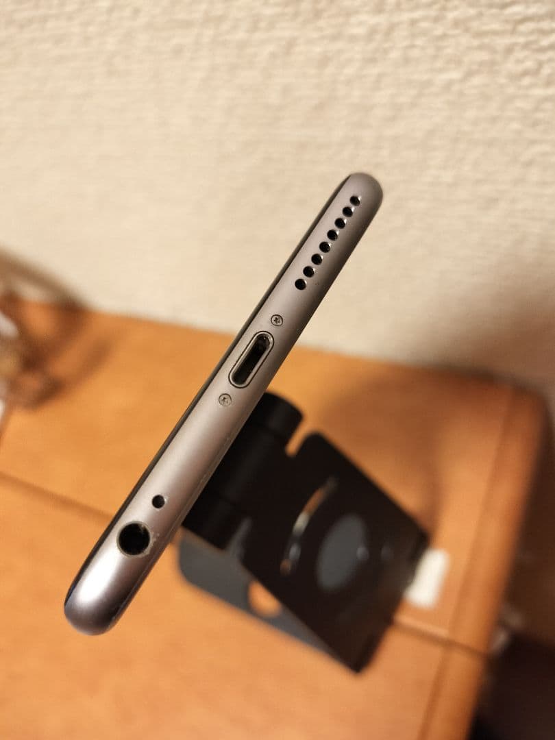 iPhone 6s Plus 16GB バッテリー87% simフリー