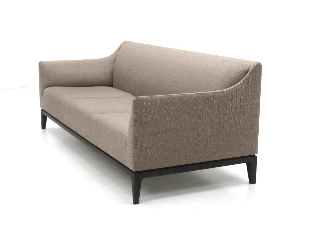 展示品　タイムアンドスタイル　エドワード　3人掛けソファ　オーク材　高級　モダン