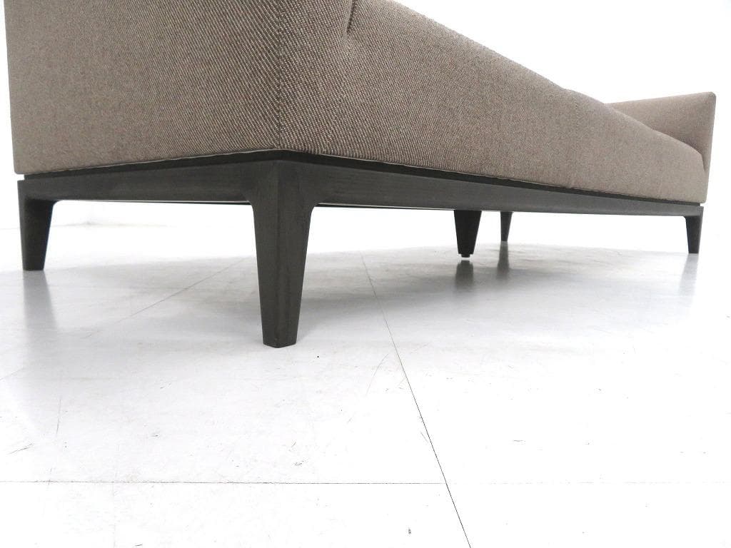 展示品　タイムアンドスタイル　エドワード　3人掛けソファ　オーク材　高級　モダン