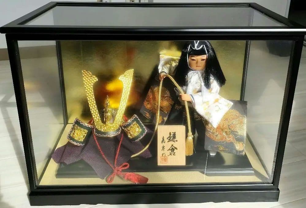 【美品】五月人形・兜曳き ケース付き