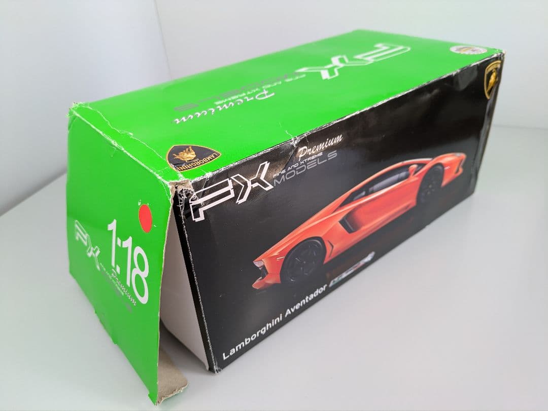 1/18 ミニカー ウイリー ランボルギーニ　アヴェンタドール LP700-4