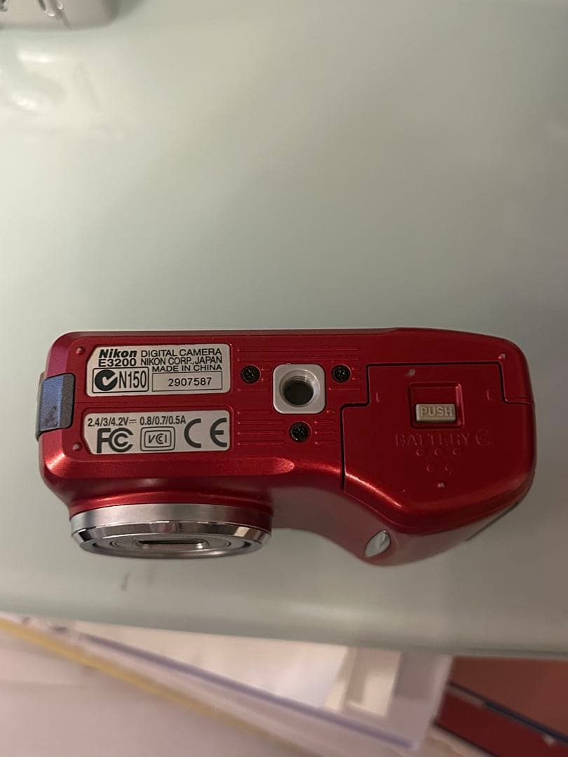 Nikon COOLPIX 3200 レッド