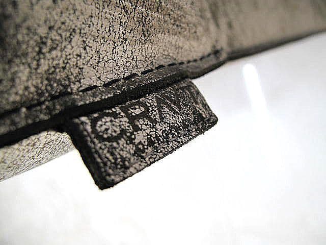 【展示品】トーヨーキッチンスタイル 銀嶺チェア 約29万円　　本革チェア