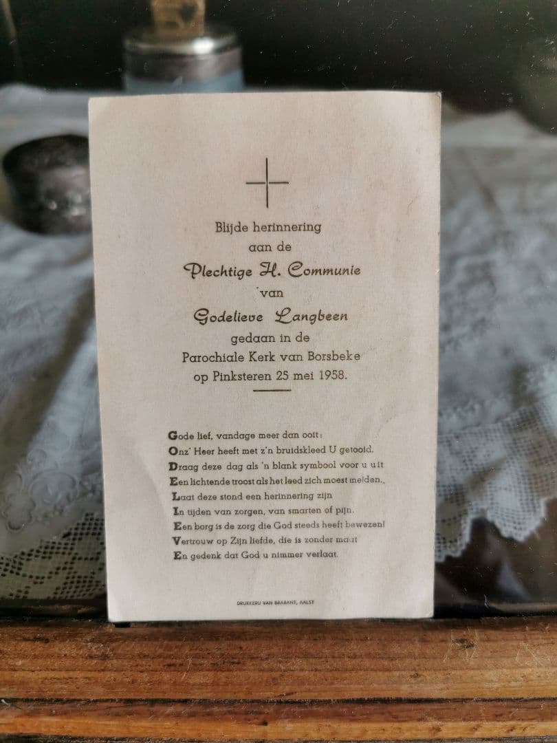 アンティーク リジューの聖テレーズ 軽いフォトスタンド＆唐草紋様 結婚記念カード