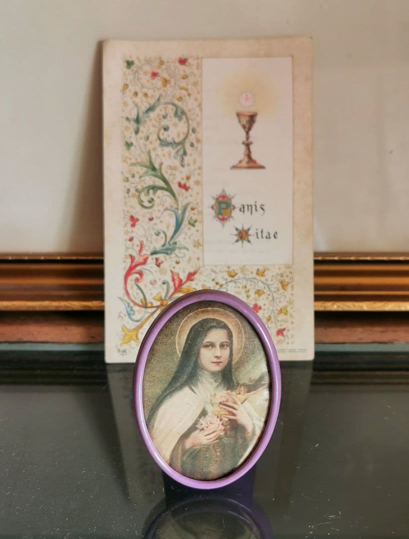 アンティーク リジューの聖テレーズ 軽いフォトスタンド＆唐草紋様 結婚記念カード