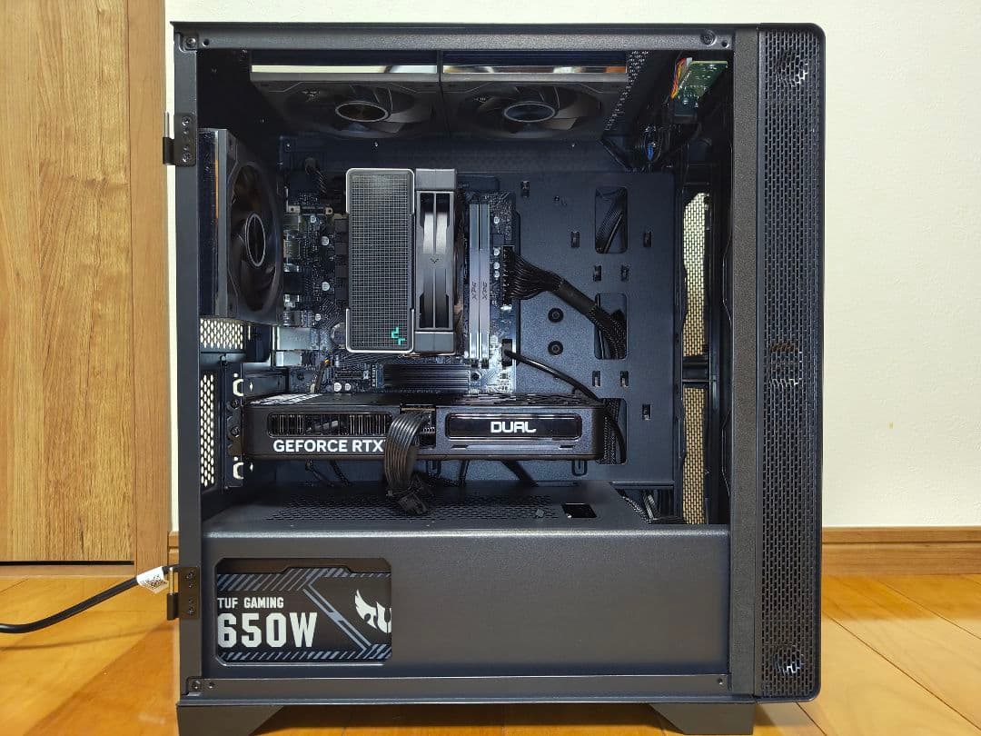 【ほぼ新品】【セットアップ済】ゲーミングPC R7 5700X/RTX5060