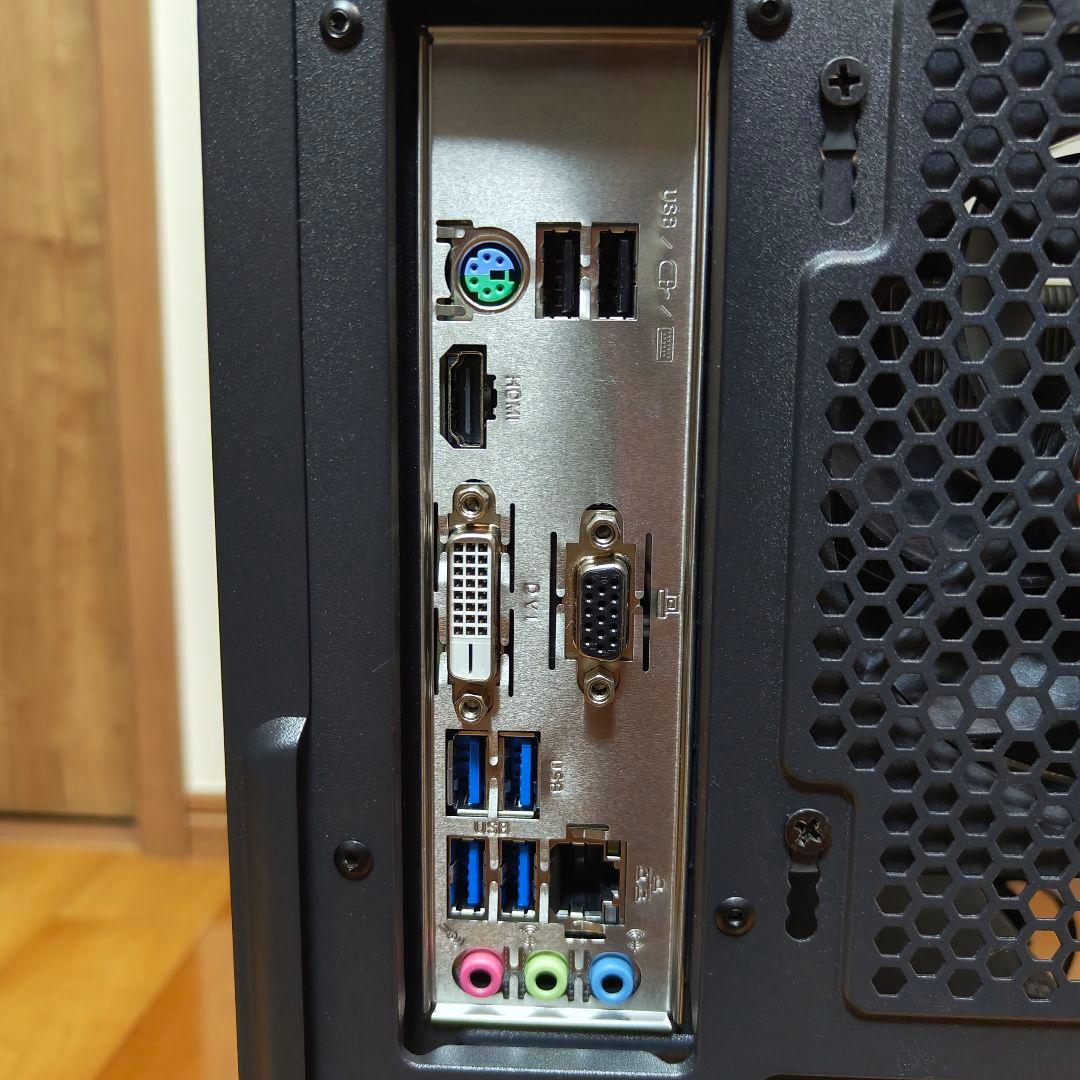【ほぼ新品】【セットアップ済】ゲーミングPC R7 5700X/RTX5060