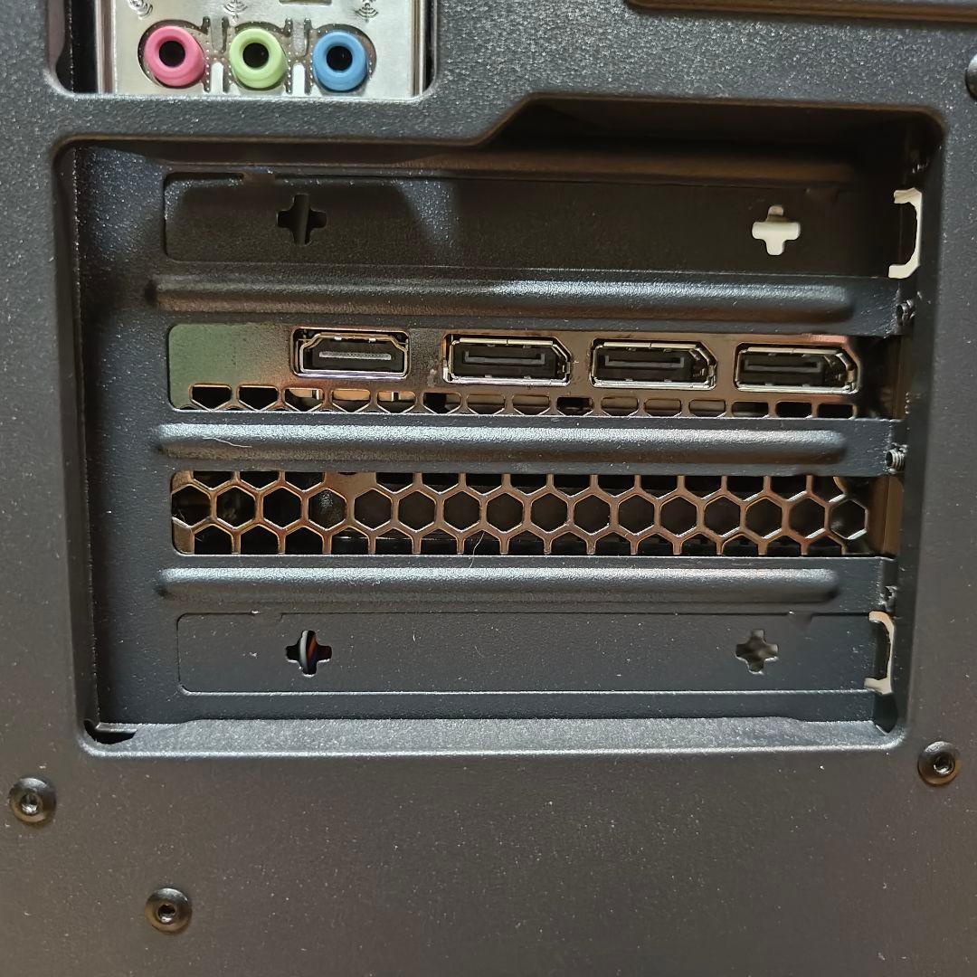 【ほぼ新品】【セットアップ済】ゲーミングPC R7 5700X/RTX5060