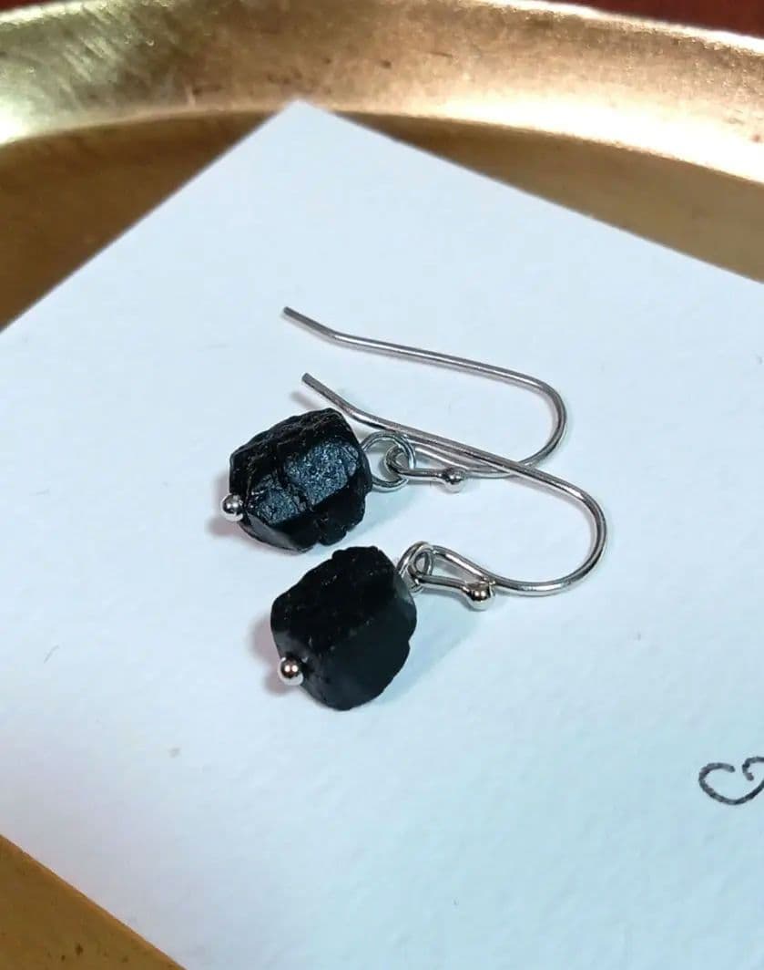 1095 マイナスイオン✨ ラフロック ブラックトルマリンピアス イヤリングも