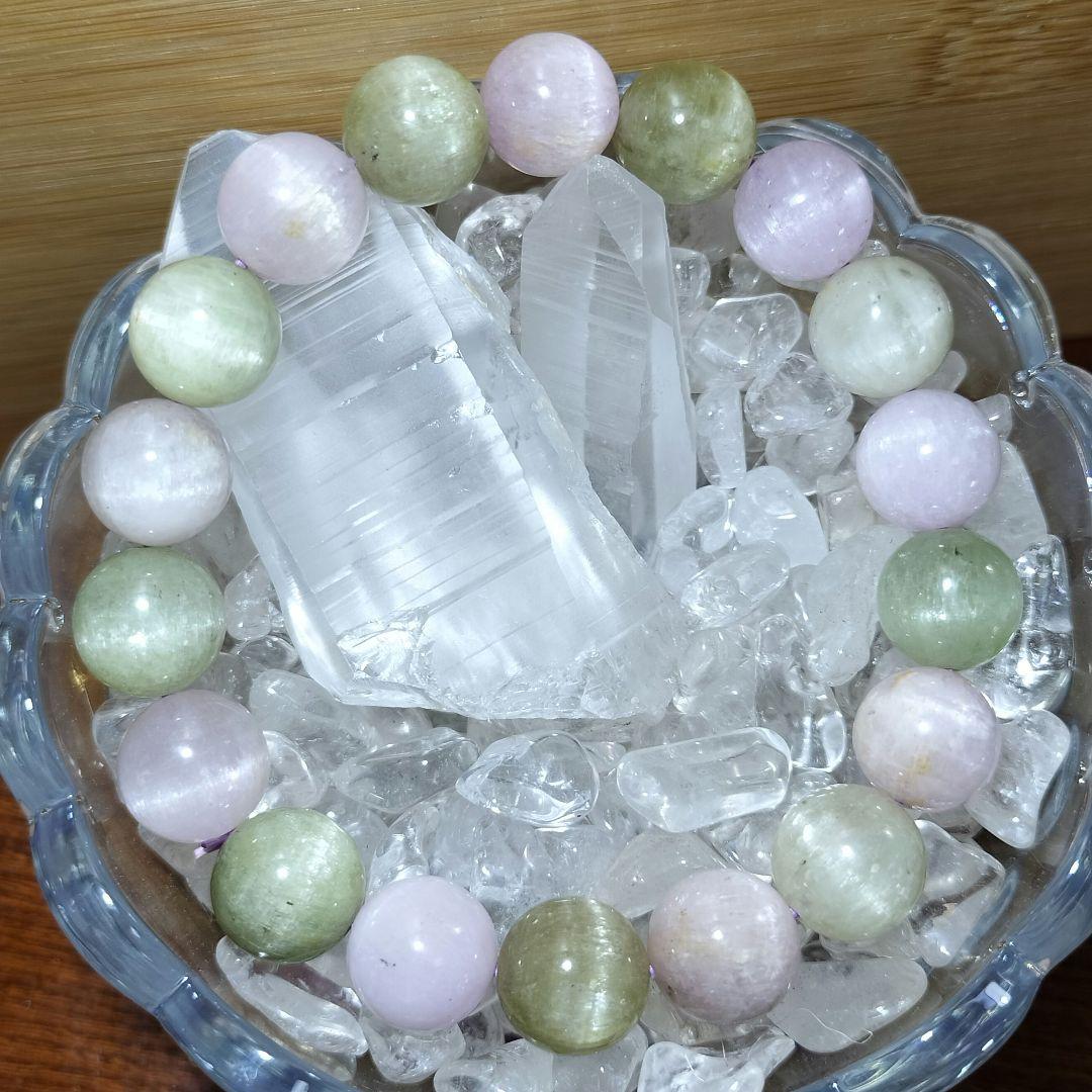 傷ついた心に光を ― クンツァイト＆ヒデナイト 再生のスピリチュアルブレスレット