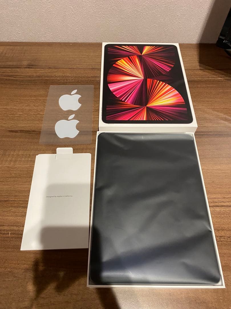【大幅値引・早い者勝ち】iPadPro11インチ3世代128GB＋ロジキーボード