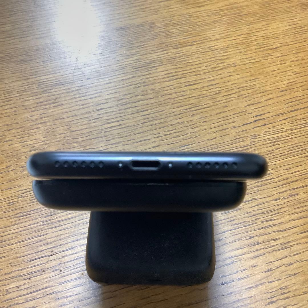 ①iPhone SE2 128GB スペースグレイ