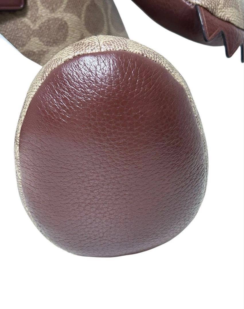 COACH コレクティブル ベア・シグネチャーキャンバス　ラージ