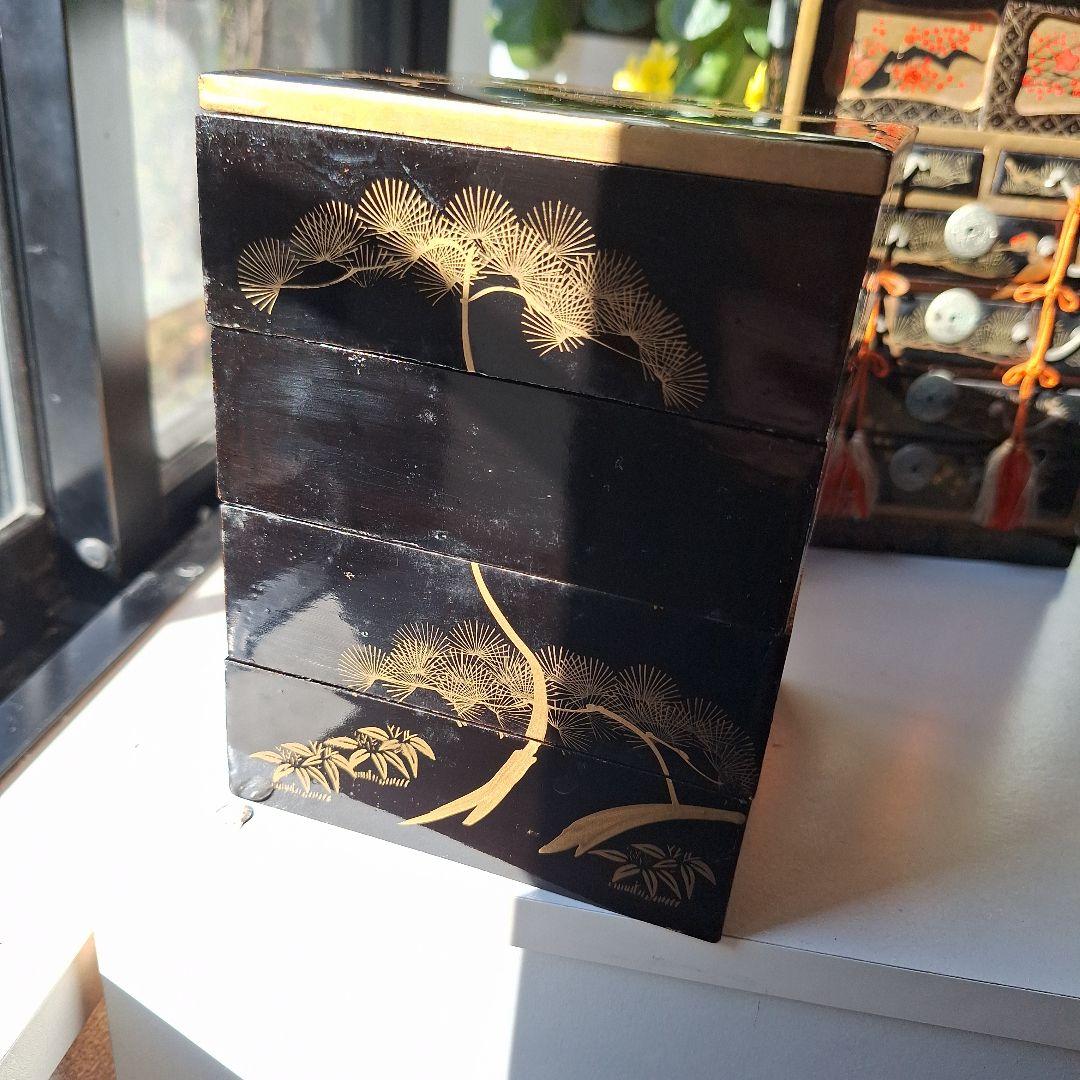 雛人形セット 漆塗り 金箔装飾