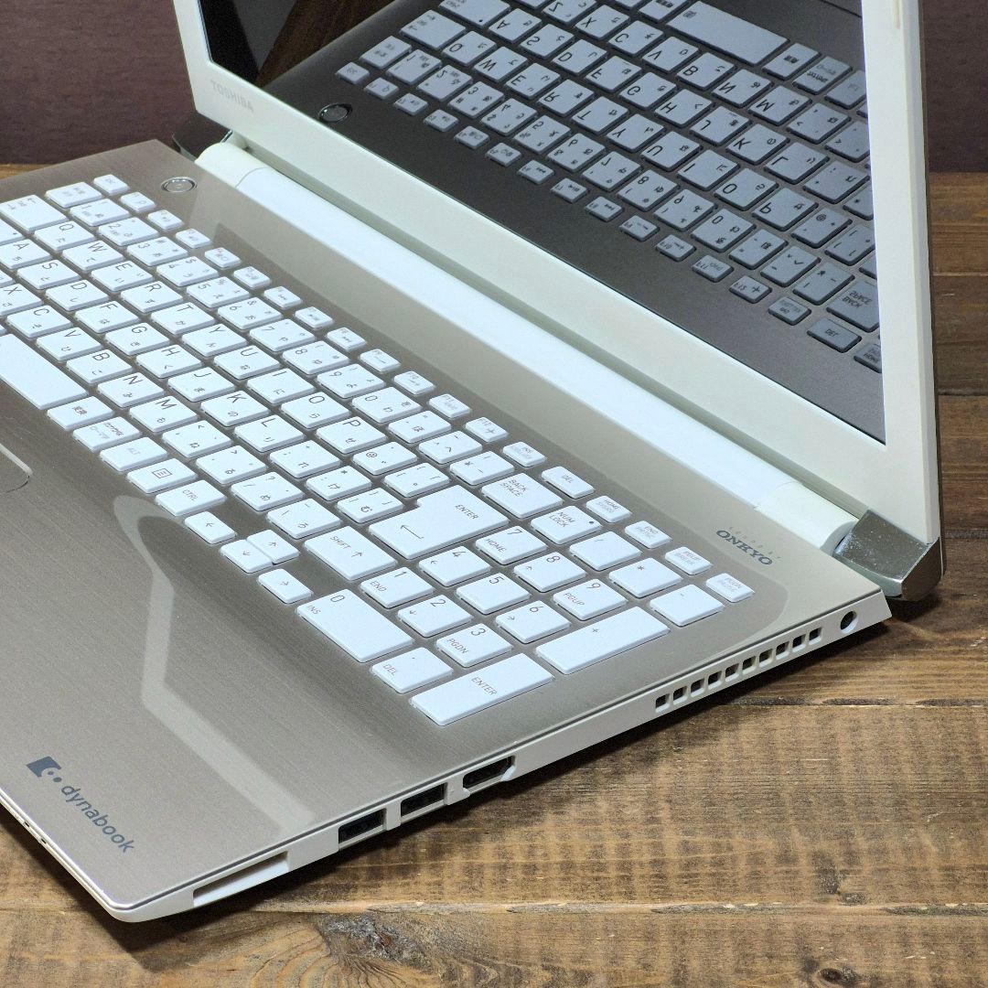 最新Windows11 快適ノートパソコン i7 16GB 512SSD 004
