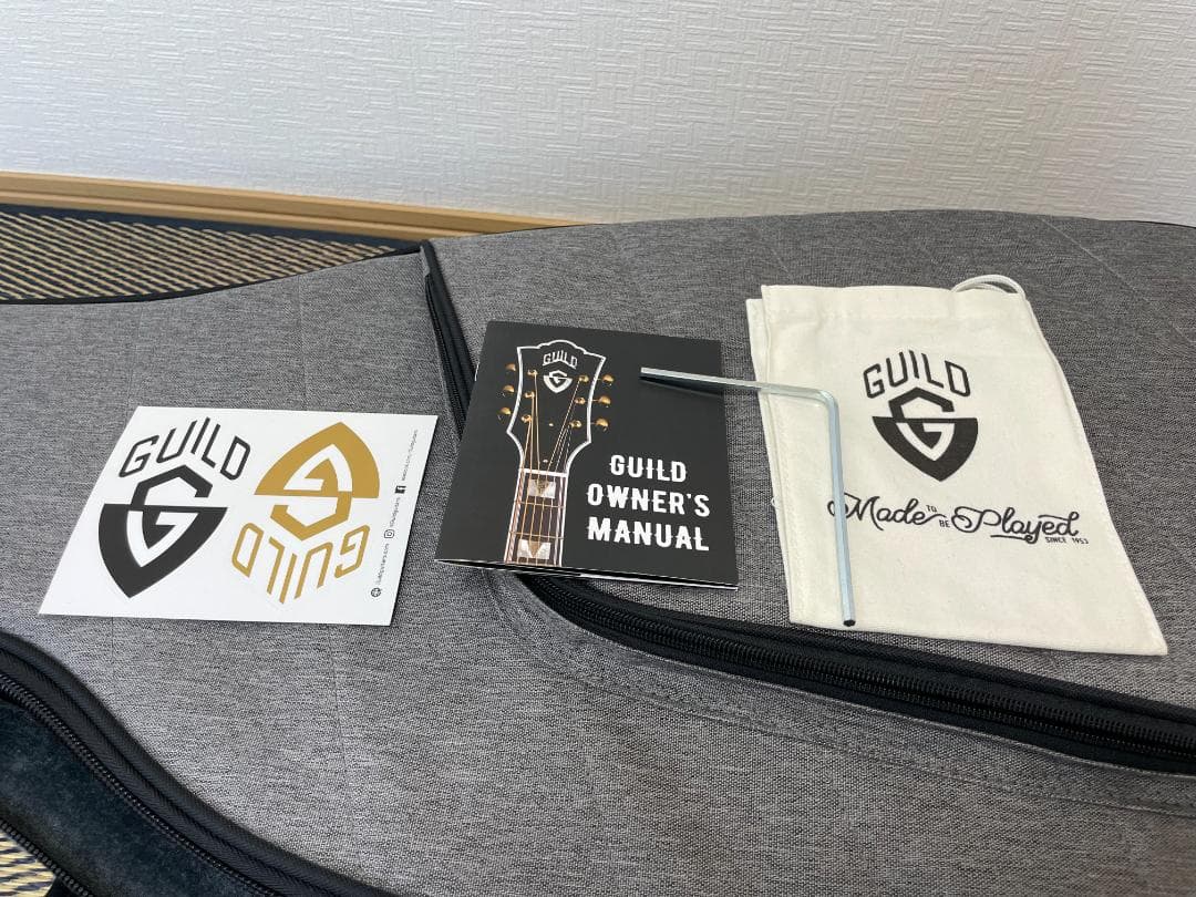 ギター Guild OM-120