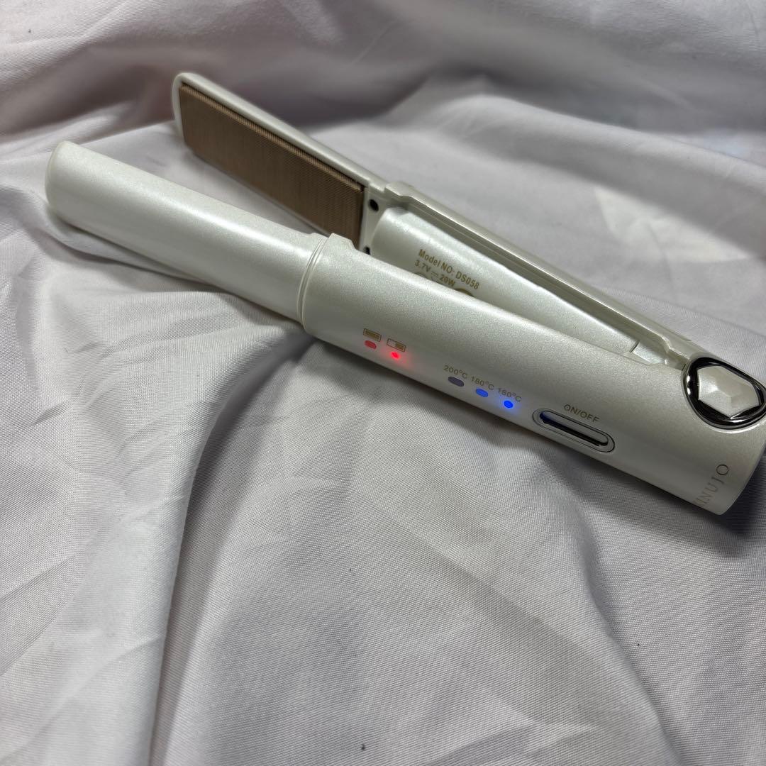 KINUJO コードレスヘアアイロン LIP Iron 動作確認済