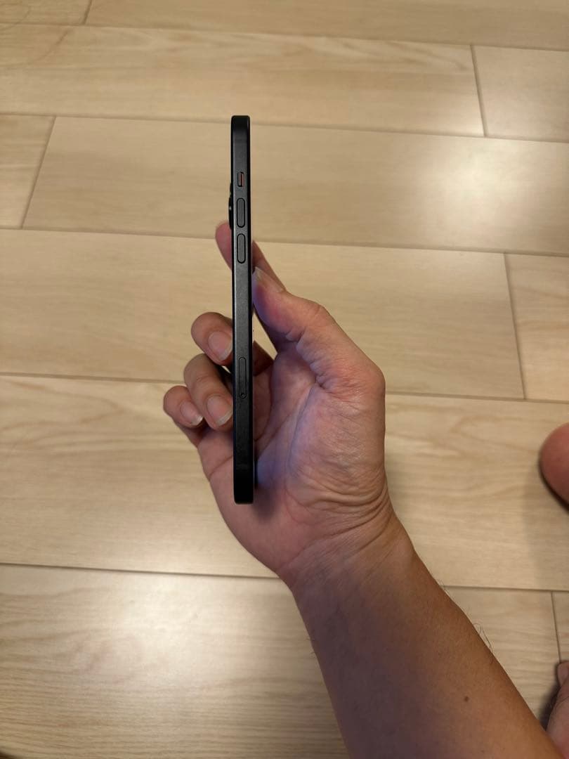 iPhone 15 Plus 128GB simフリー