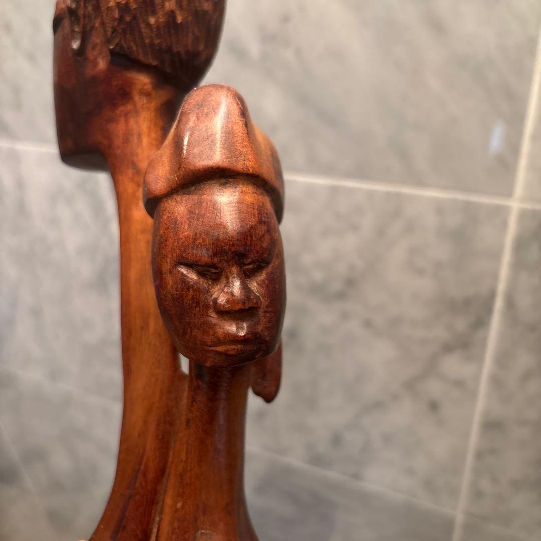 南米ビンテージモダンアートにも通ずる美しいデザインプリミティブアートの木彫り