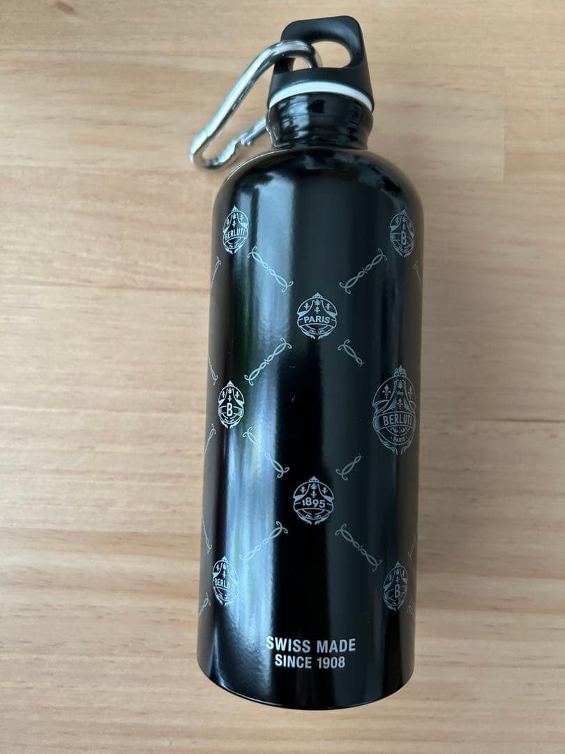 非売品　ベルルッティ水筒