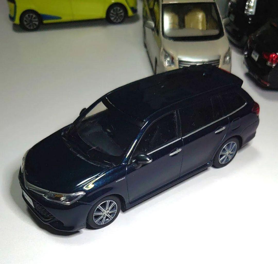 1/30 トヨタ カラーサンプル　カローラフィールダー　シエンタ　ノア　6台