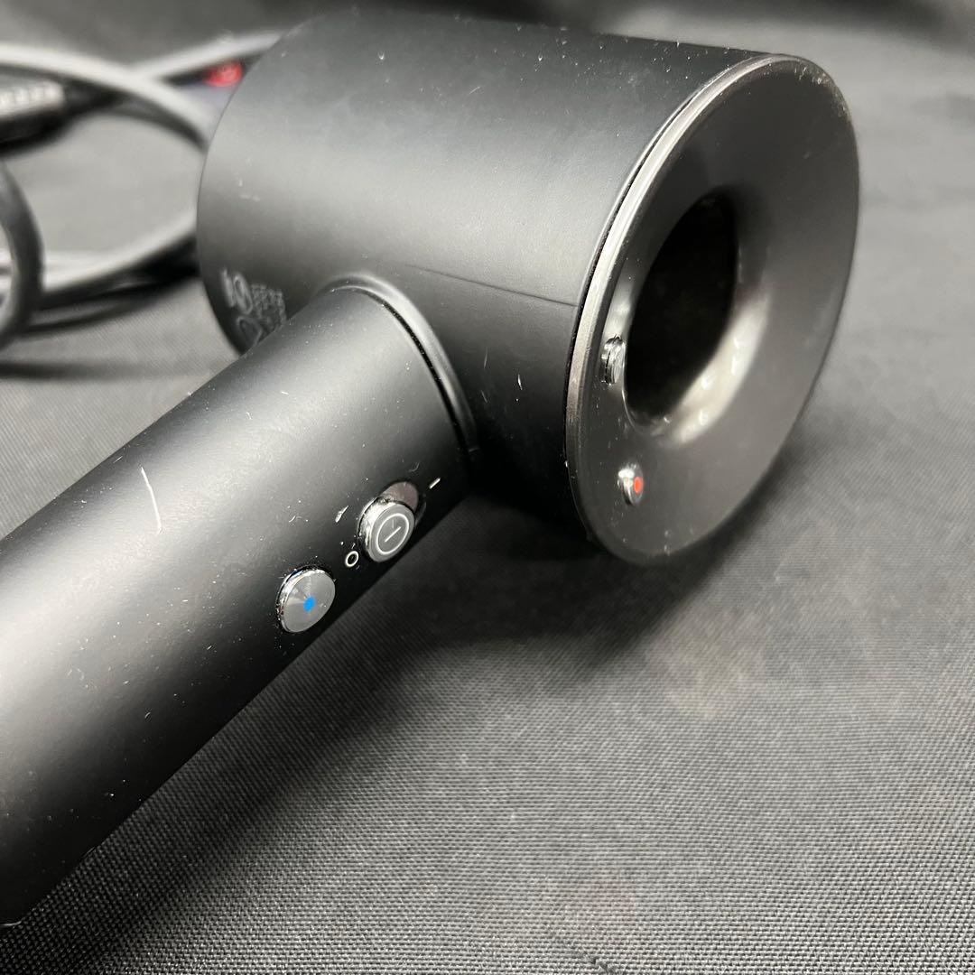 A2【used】ダイソン　ヘアドライヤー　　HD08 ブラック