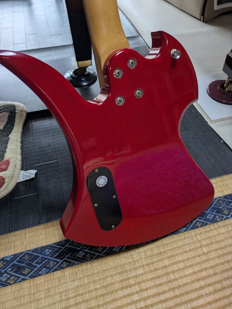 チャッティングバード　サンバースト　 エレキギター 　モッキンバード