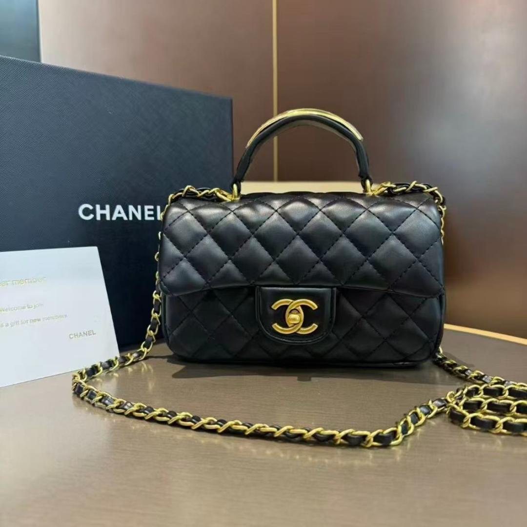 ✨VIP限定ノベルティ・ 非売品✨ブラックレザー ショルダーバッグaf