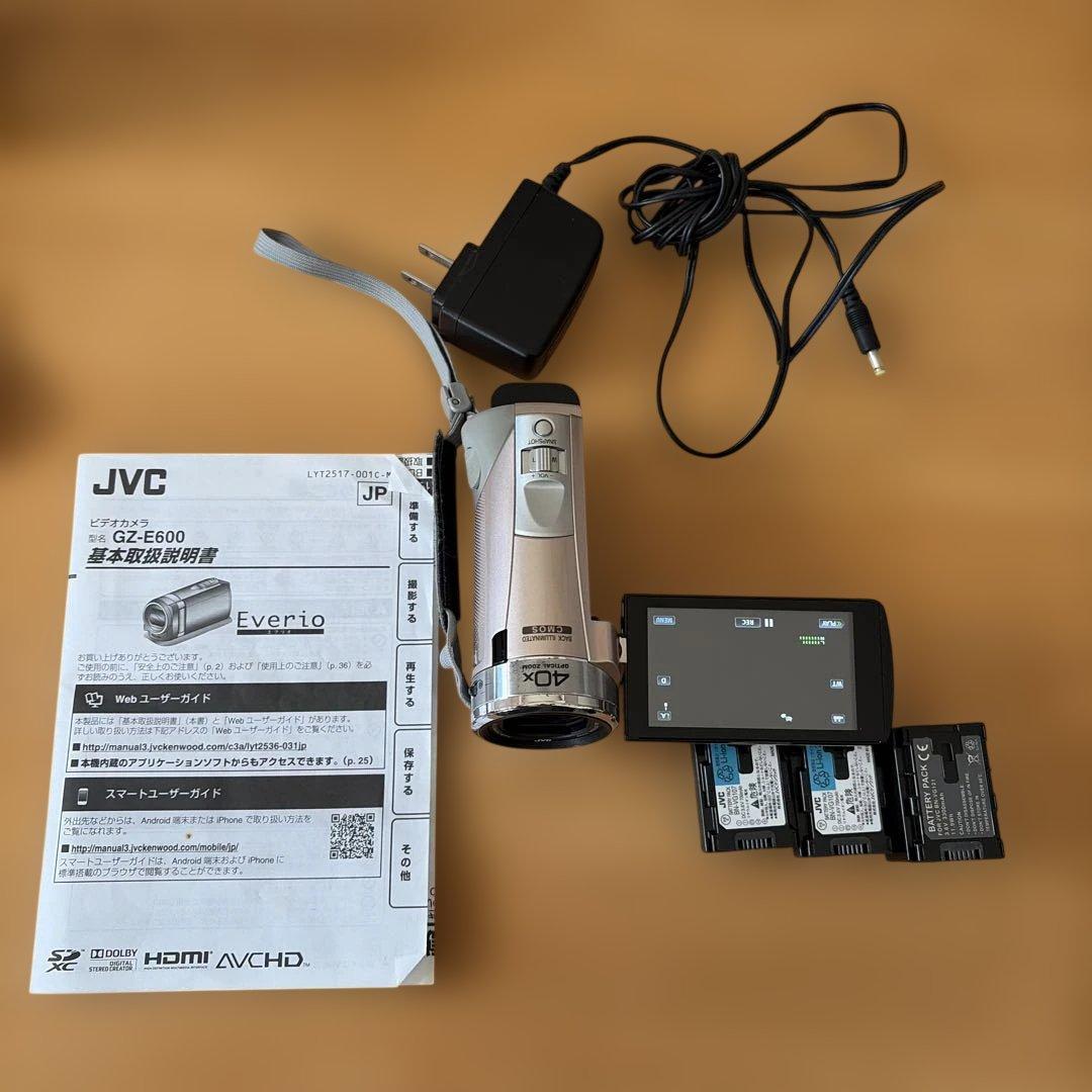 JVC AVCHD Full HD ビデオカメラ