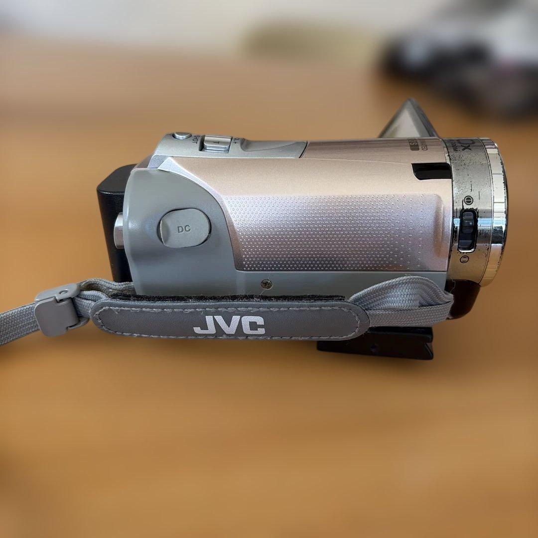 JVC AVCHD Full HD ビデオカメラ