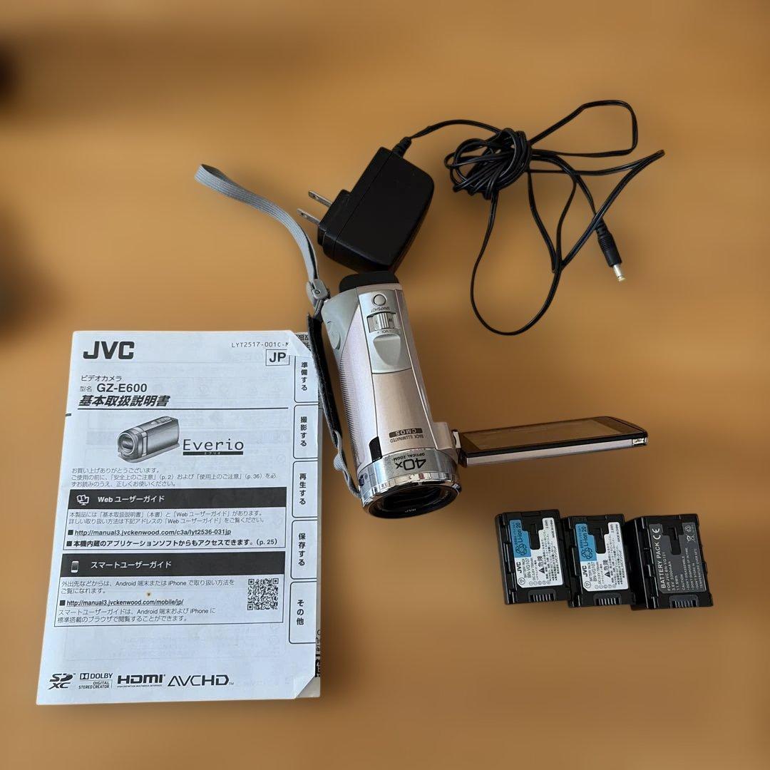 JVC AVCHD Full HD ビデオカメラ