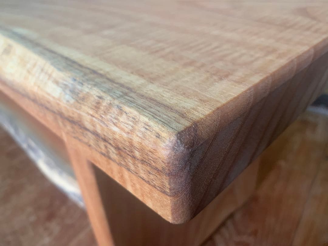 送料込、長期保管セール品♦︎無垢材(栴檀)サイドテーブル、TVボード